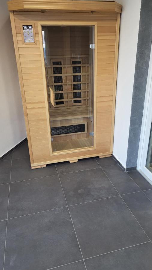 Apartma Lara Lesicno Kültér fotó